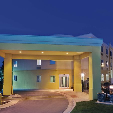 La Quinta By Wyndham Helena Hotel Exterior foto