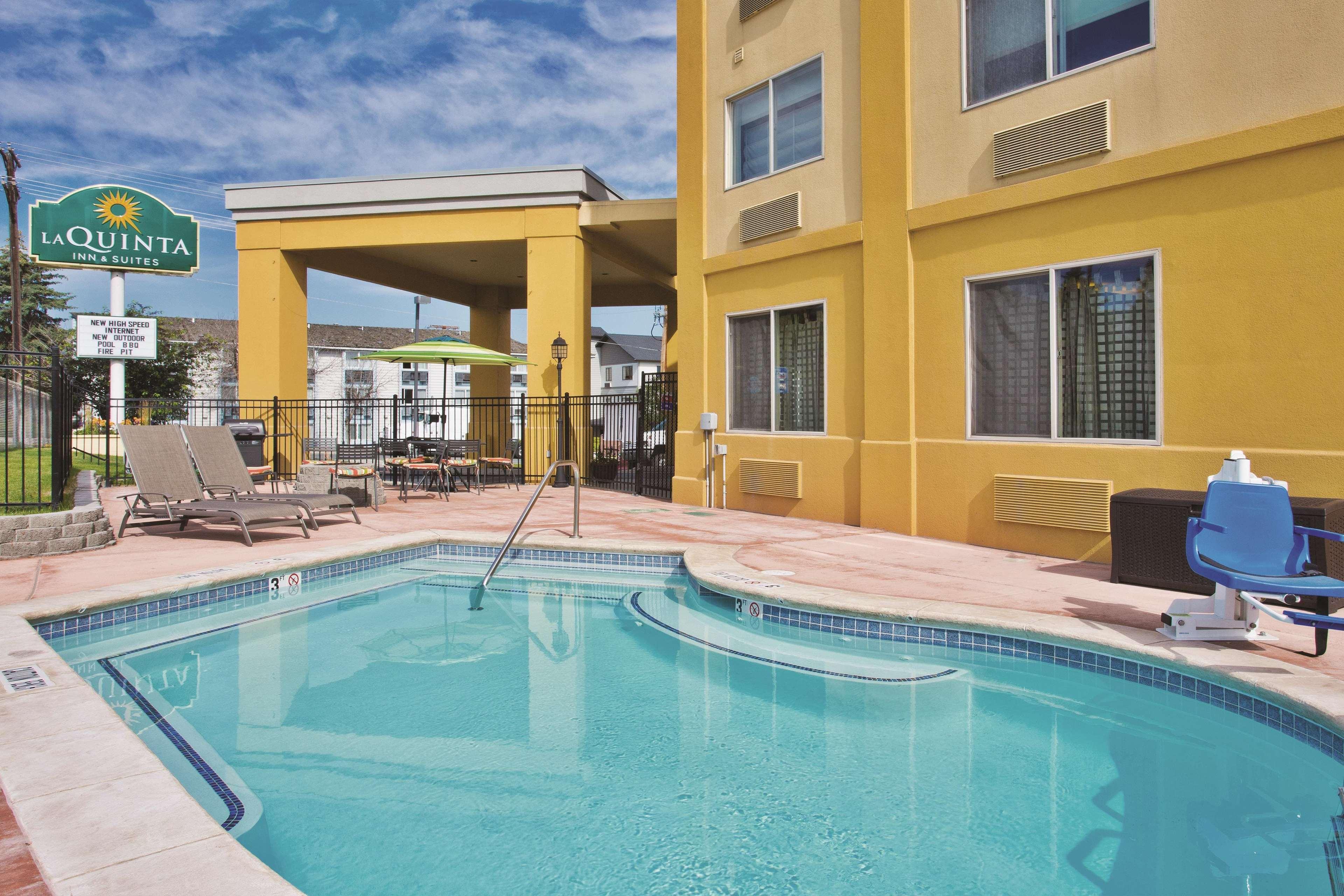 La Quinta By Wyndham Helena Hotel Exterior foto